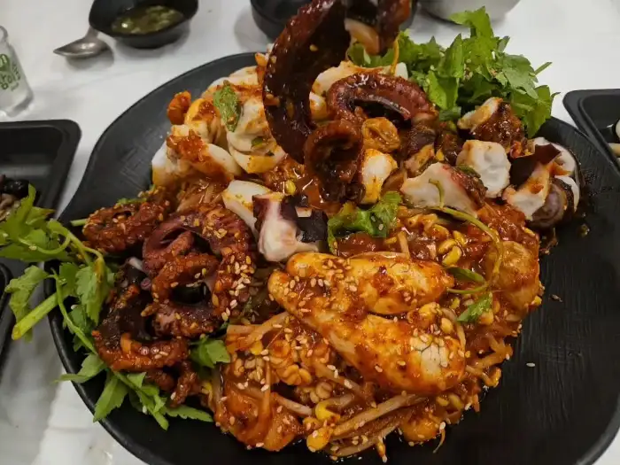 쫄깃하고 부드러운 통갑오징어
