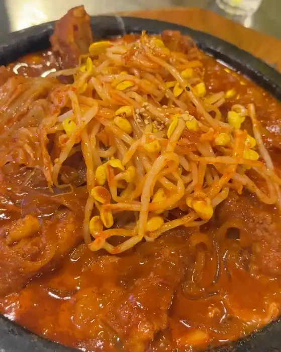 등갈비와 함께 나온 숙주나물의 디테일 컷