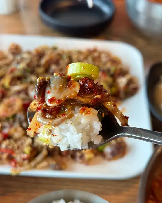 짬뽕순두부 한 숟갈