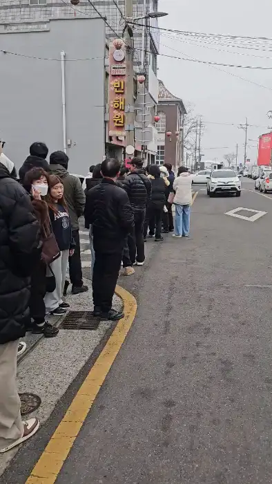 군산 빈해원의 탕수육. 겉은 바삭하고 속은 부드러운 식감이 특징입니다.