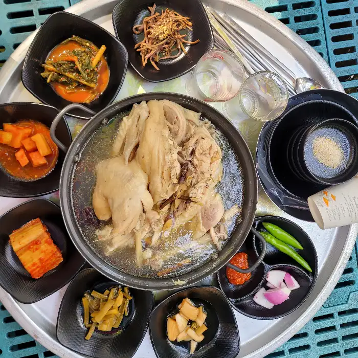 백숙과 밑반찬