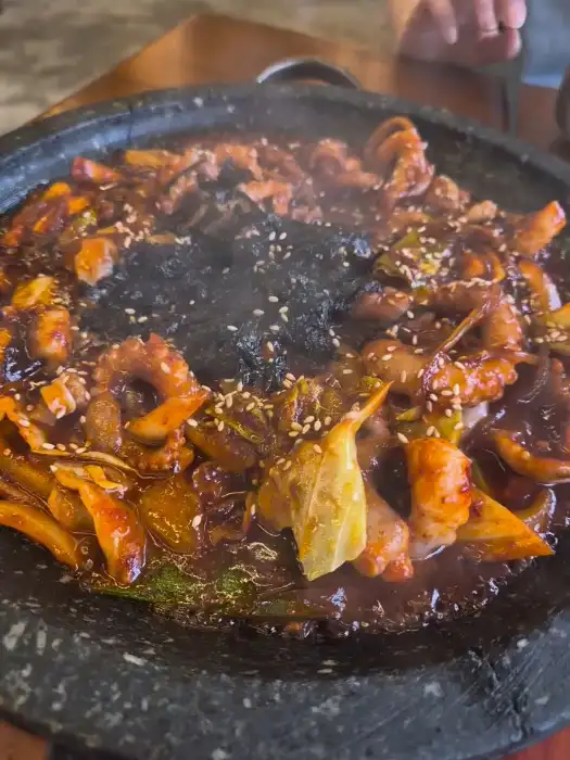돌판 낙지볶음 비주얼