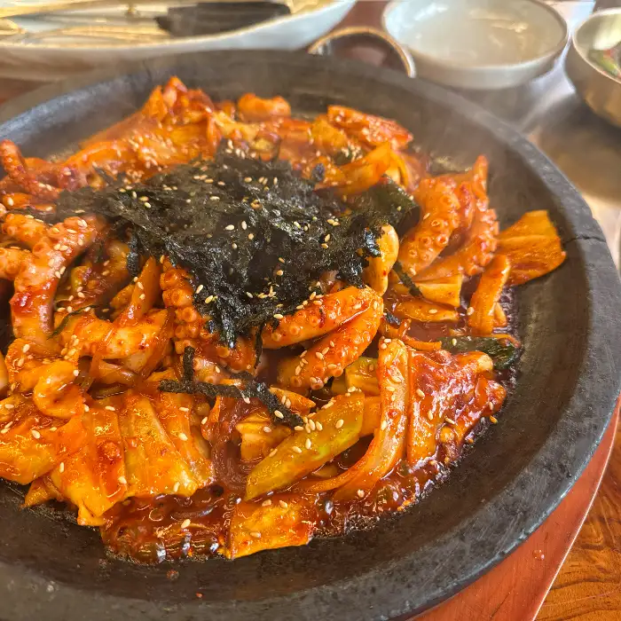 돌판 낙지볶음 상세샷
