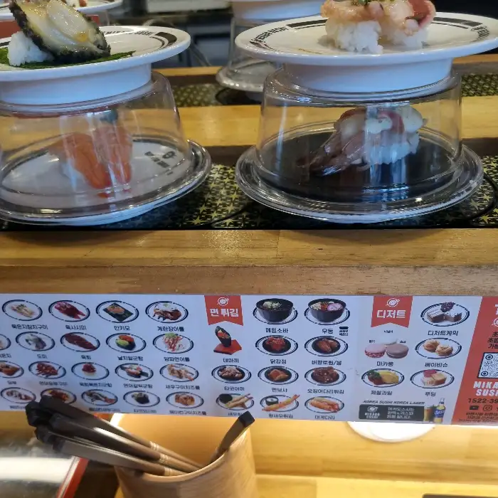 두툼한 전복 초밥