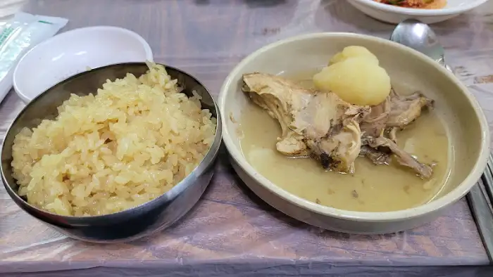 밑반찬과 밥