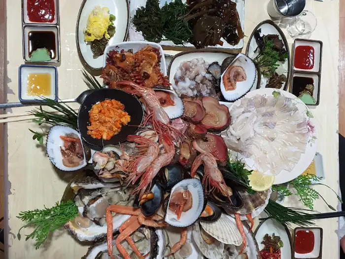 해산물 모둠 일부
