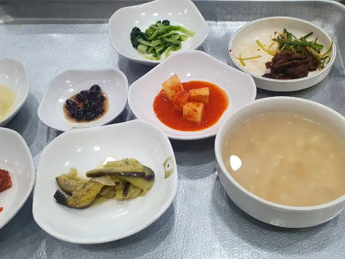 다양한 밑반찬