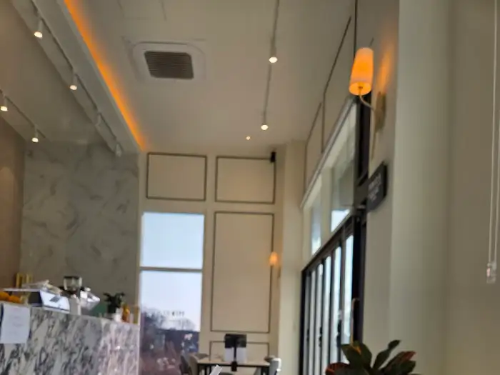 매장 내부 조명