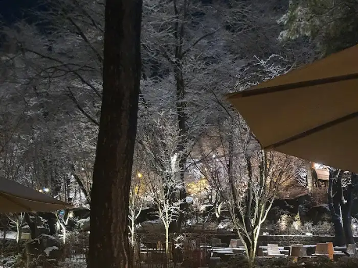 강강술래 늘봄농원점 야경