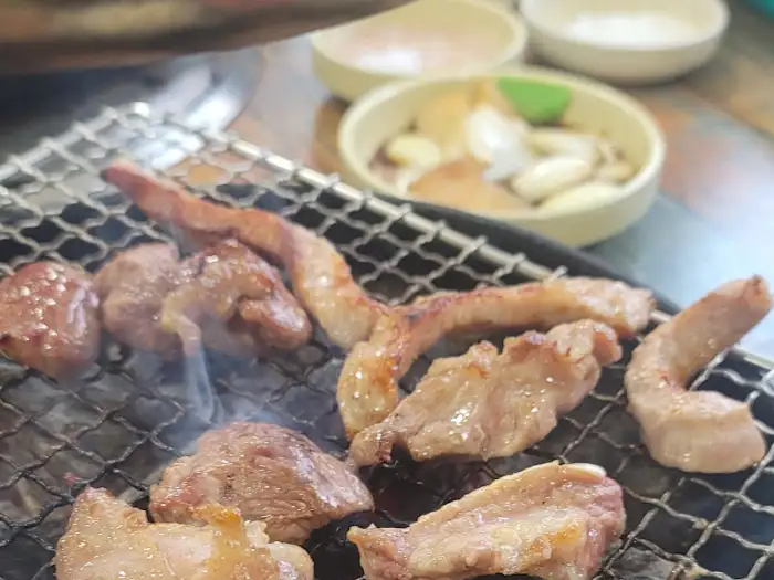 구워지는 고기
