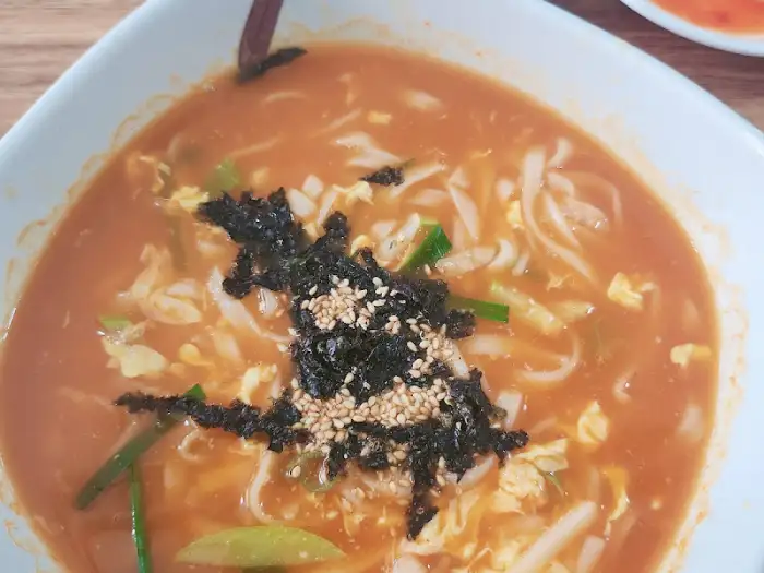 장칼국수 면과 국물