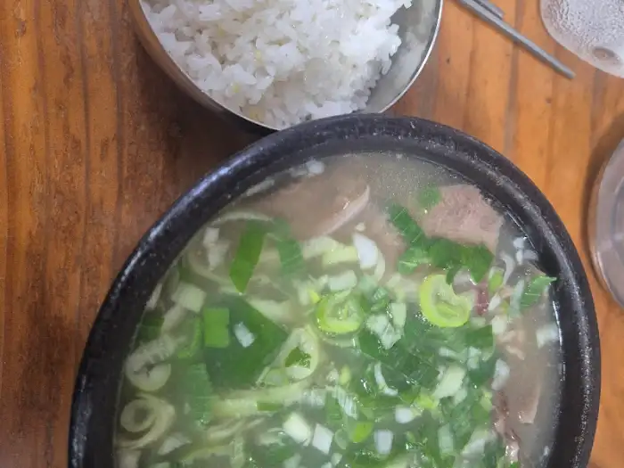 곰탕 한 그릇