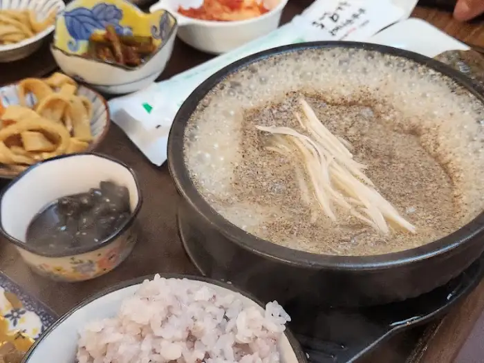 김인수할머니순두부집 순두부찌개의 부드러운 질감