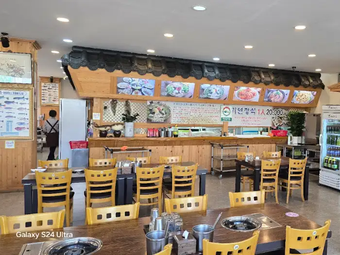 레스토랑 내부 전경