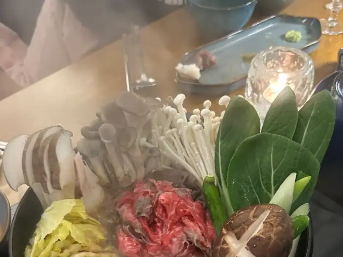 이오 한우 스키야키 재료 클로즈업