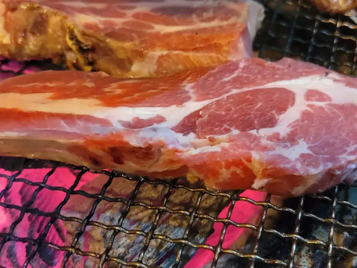 불판 위 양갈비