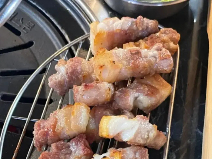 온누리육식당 잘 익은 삼겹살