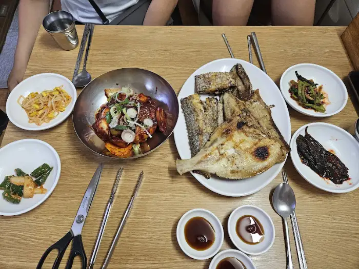 식탁 풍경