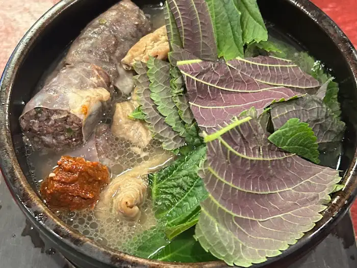 맛보기 순대와 맑은 국밥