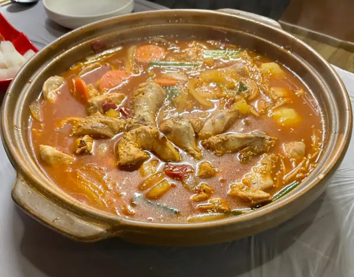 얼큰한 찜닭 국물