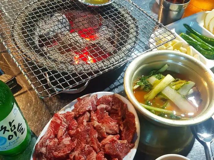 숯불과 음식