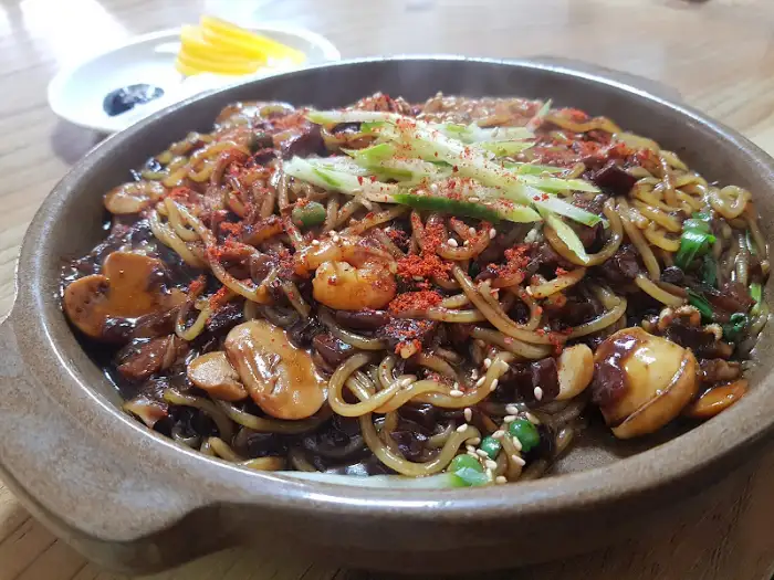 덕대반점 간짜장