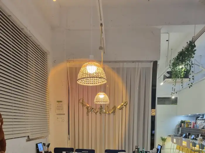 매장 내부 조명