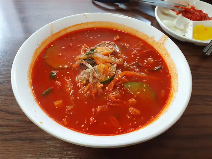 얼큰한 짬뽕 국물