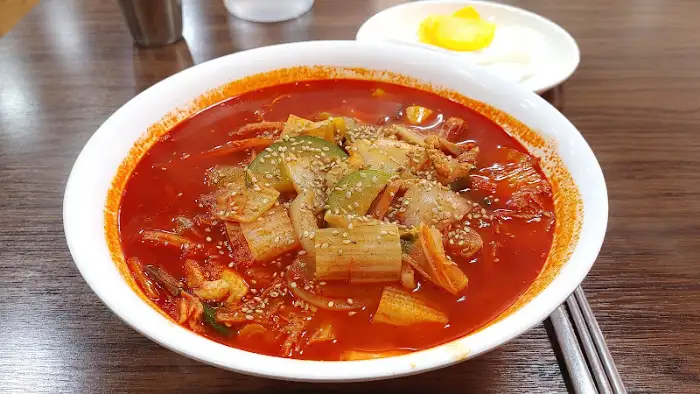 짬뽕 속 해산물