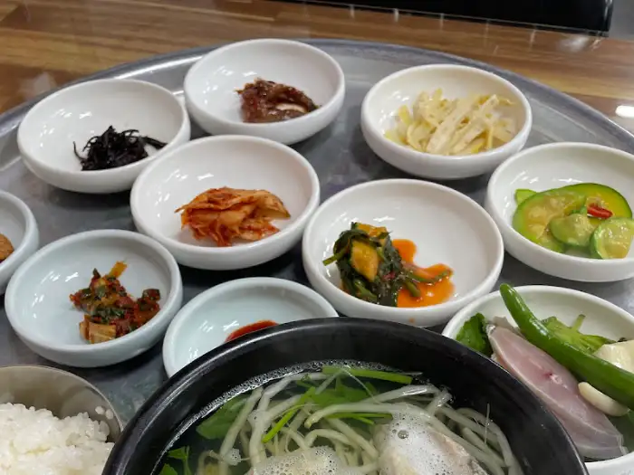 다양한 반찬들 모습