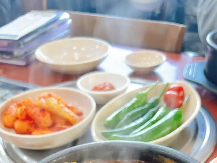 볶음밥을 기다리는 반찬들