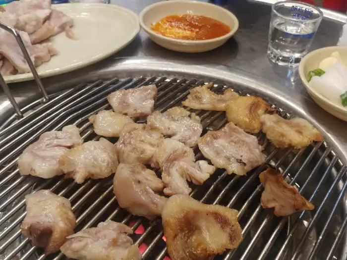 잘 익은 돼지고기