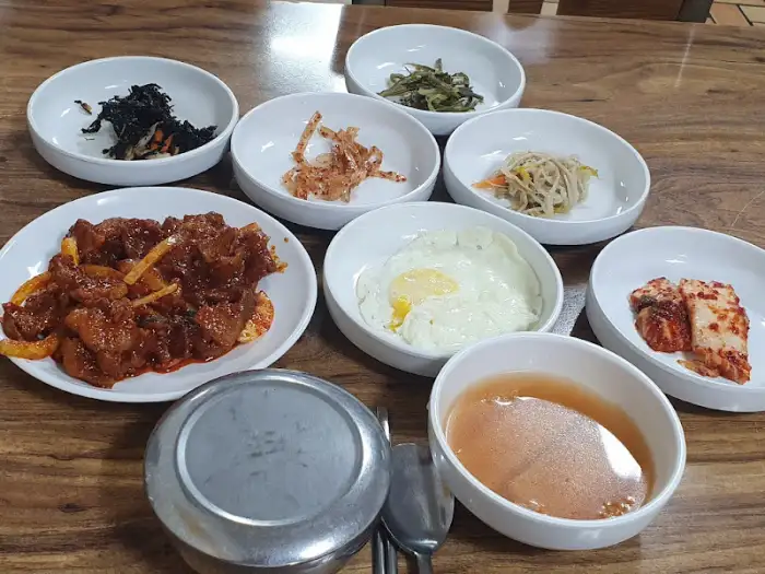 전체적인 상차림