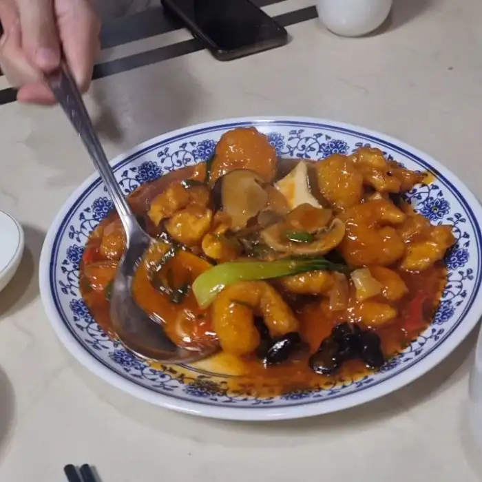먹음직스러운 유니짜장