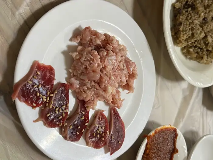 닭 육회와 닭가슴살 육회