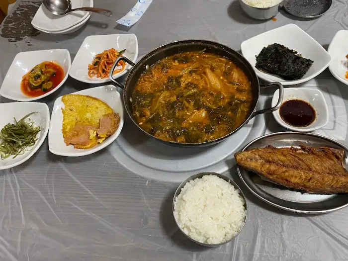 오리불고기 정식 한상차림