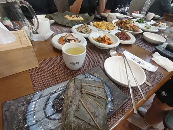 정갈하게 차려진 상차림