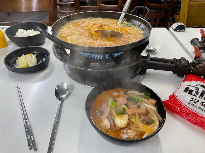 테이블 세팅