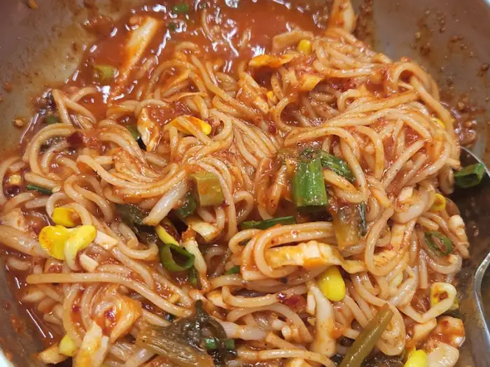 열무 비빔국수