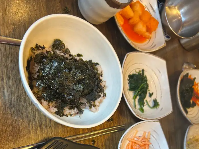 밥과 반찬 세팅