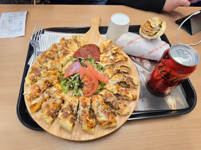 푸짐한 케밥 플레이트