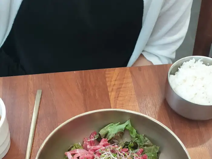 육회비빔밥 디테일