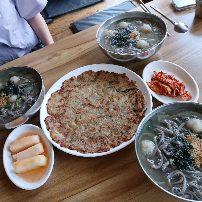 감자전과 옹심이 칼국수