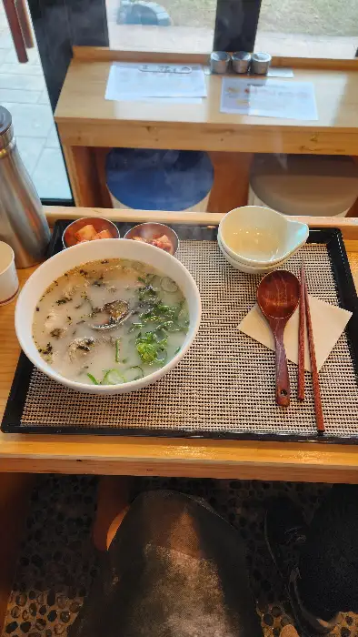 아침바다고기국수의 고소한 고기국수 한 그릇