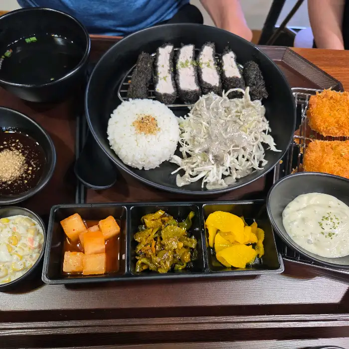 함양 '저작'의 시그니처 메뉴, 흑돼지 안심카츠