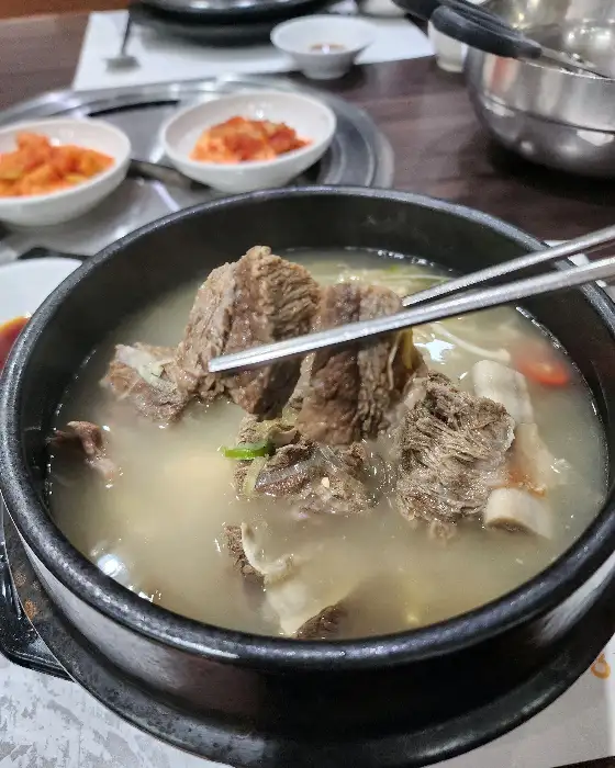 갈비탕 속 갈비