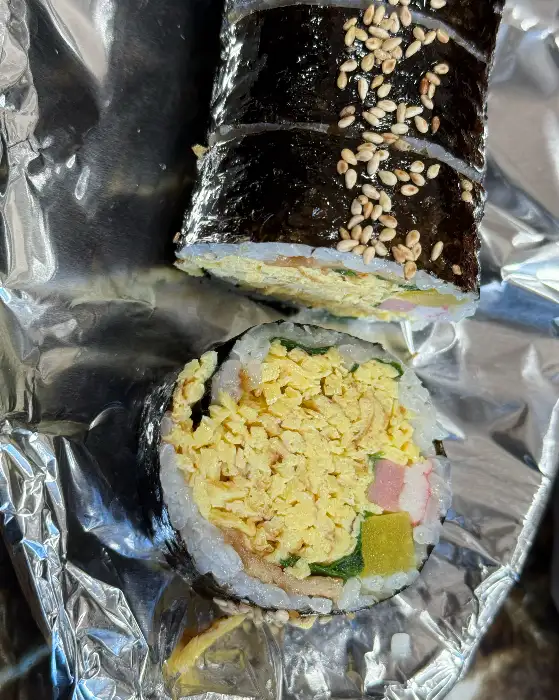 묵호김밥 단면 디테일