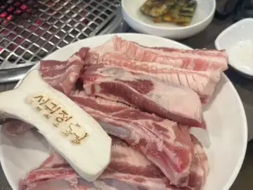 서귀포 흑돼지 맛집, 푸짐함과 친절함으로 만족도 UP!
