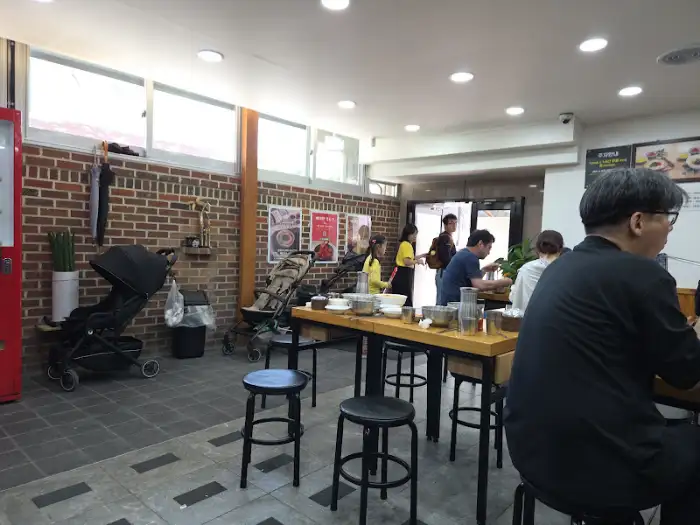 식당 내부 모습