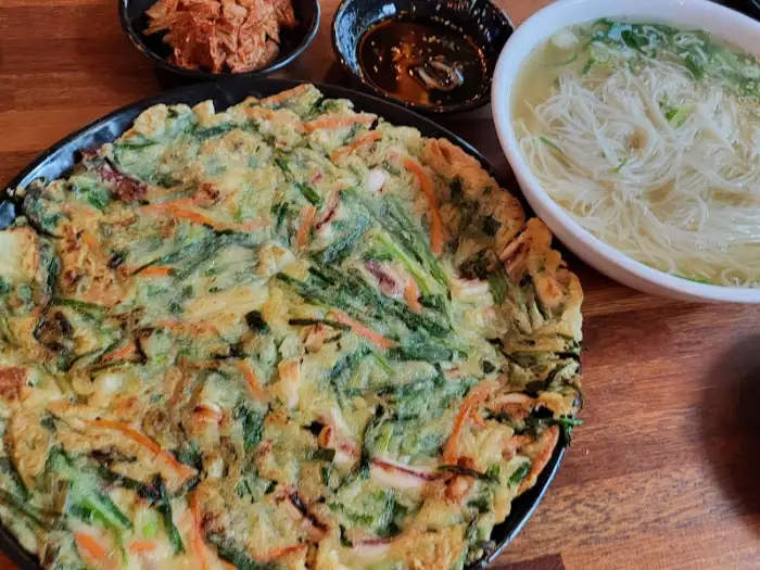 물국수와 고추전